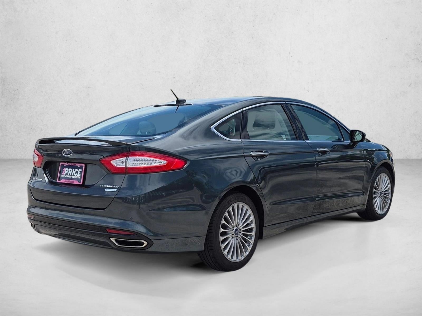 2016 Ford Fusion 4dr Sdn Titanium FWD