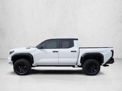 2025 Toyota Tacoma 4WD 4WD TRD Pro Hybrid Double Cab 5' Bed AT (Natl)