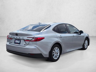 2025 Toyota Camry LE (Natl)