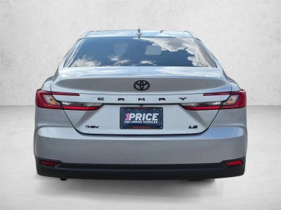 2025 Toyota Camry LE (Natl)