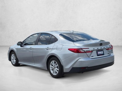 2025 Toyota Camry LE (Natl)