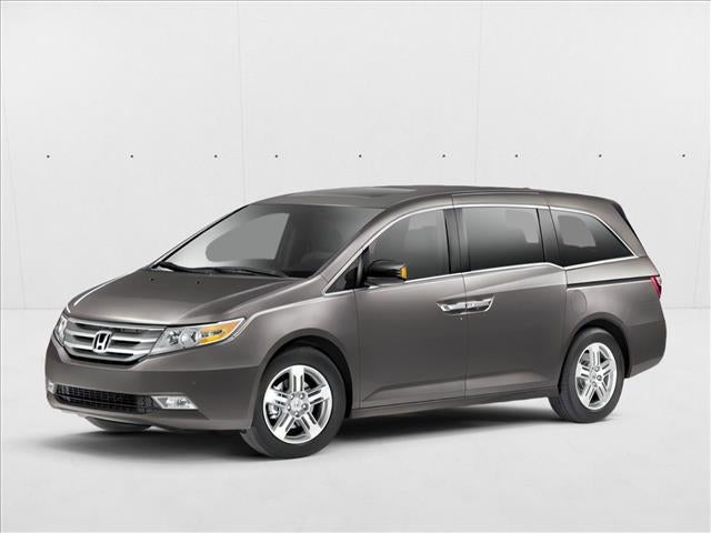 2013 Honda Odyssey Touring with DVD Rear Entertainment System and Navigation