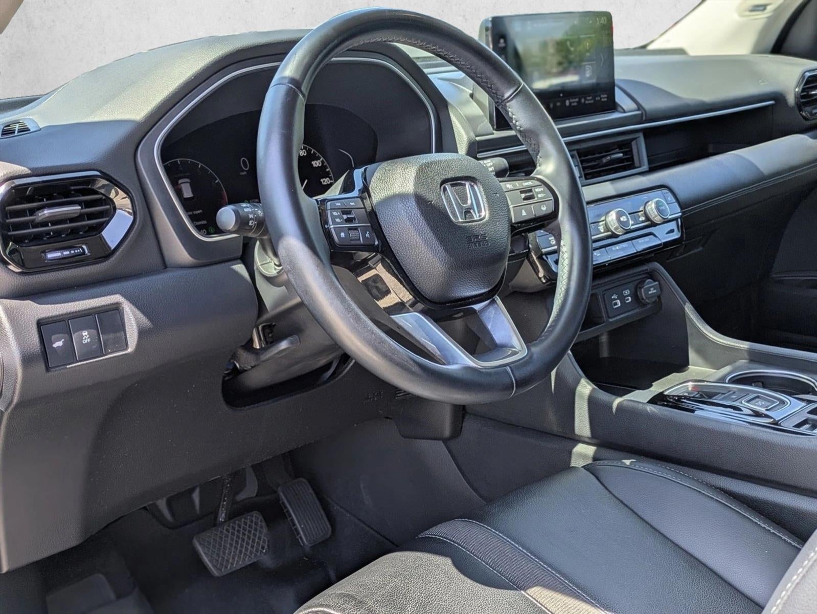 2023 Honda Pilot Touring AWD