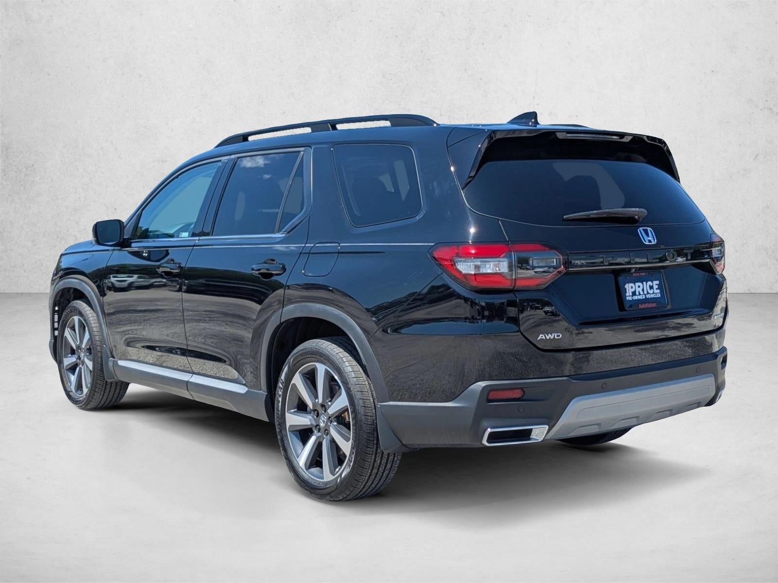 2023 Honda Pilot Touring AWD