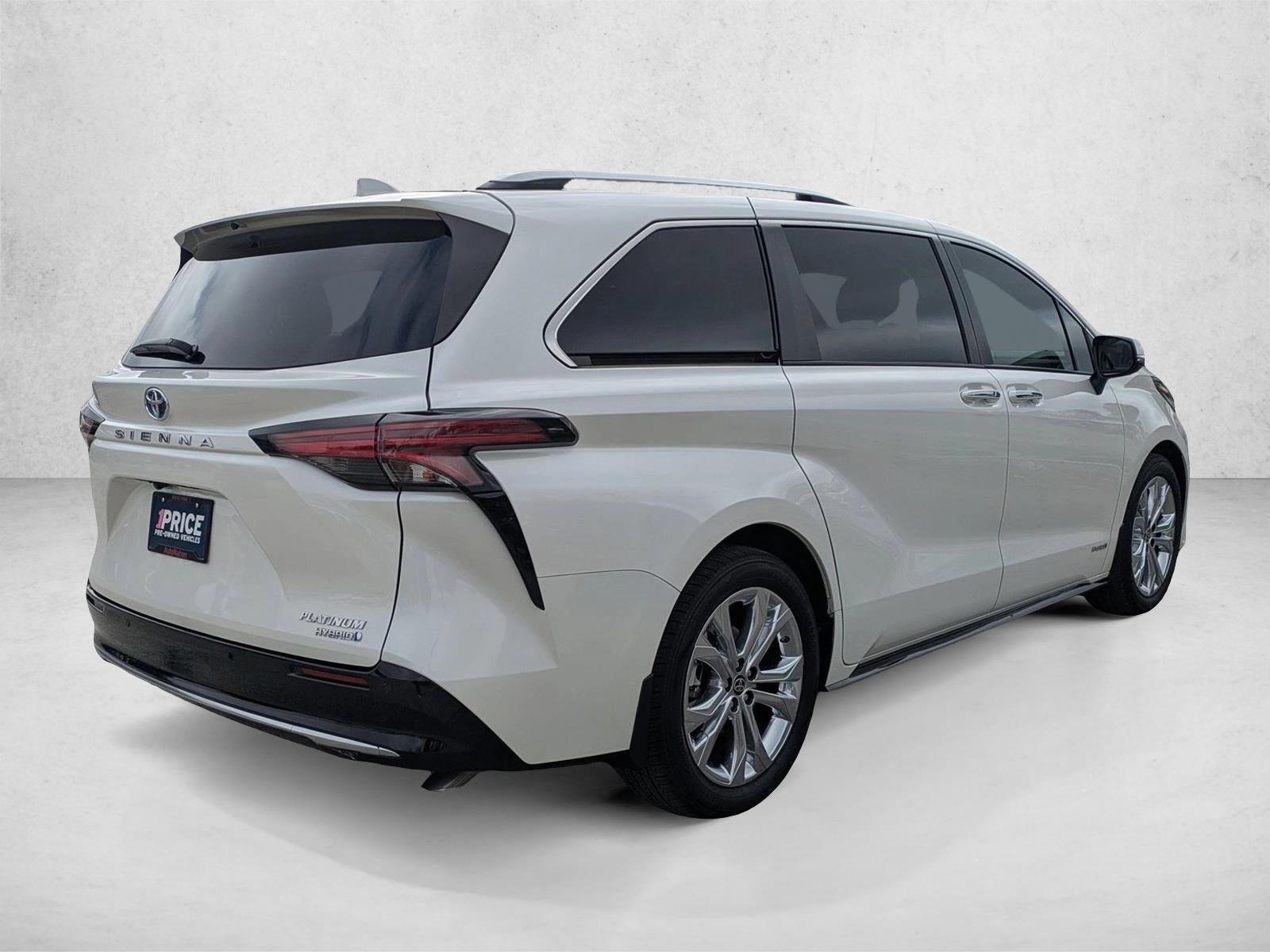 2021 Toyota Sienna Platinum FWD 7-Passenger (Natl)