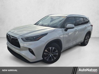 2021 Toyota Highlander Hybrid XLE FWD (Natl)