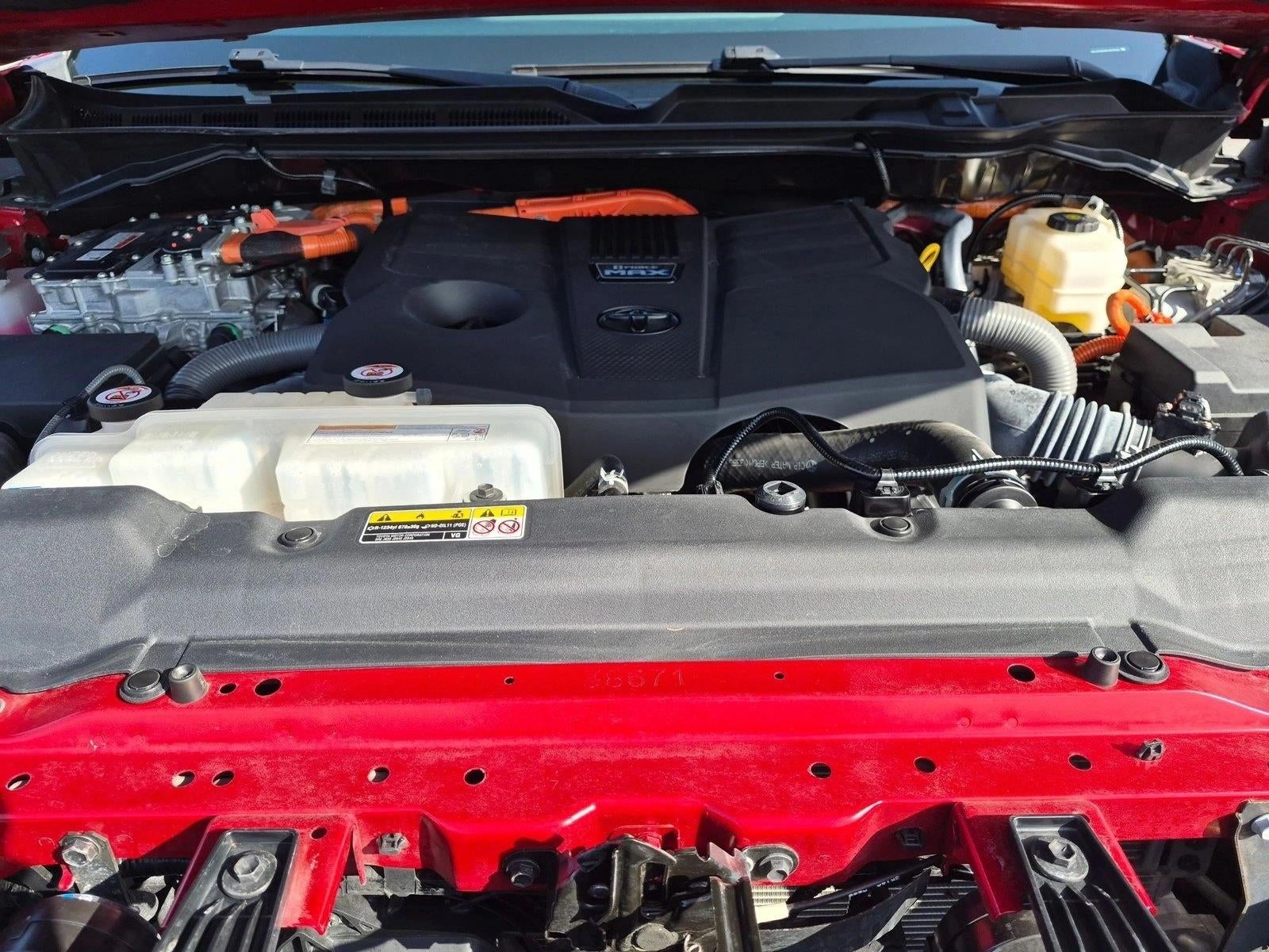 2024 Toyota Tundra 4WD 4WD Platinum Hybrid CrewMax 5.5' Bed (Natl)