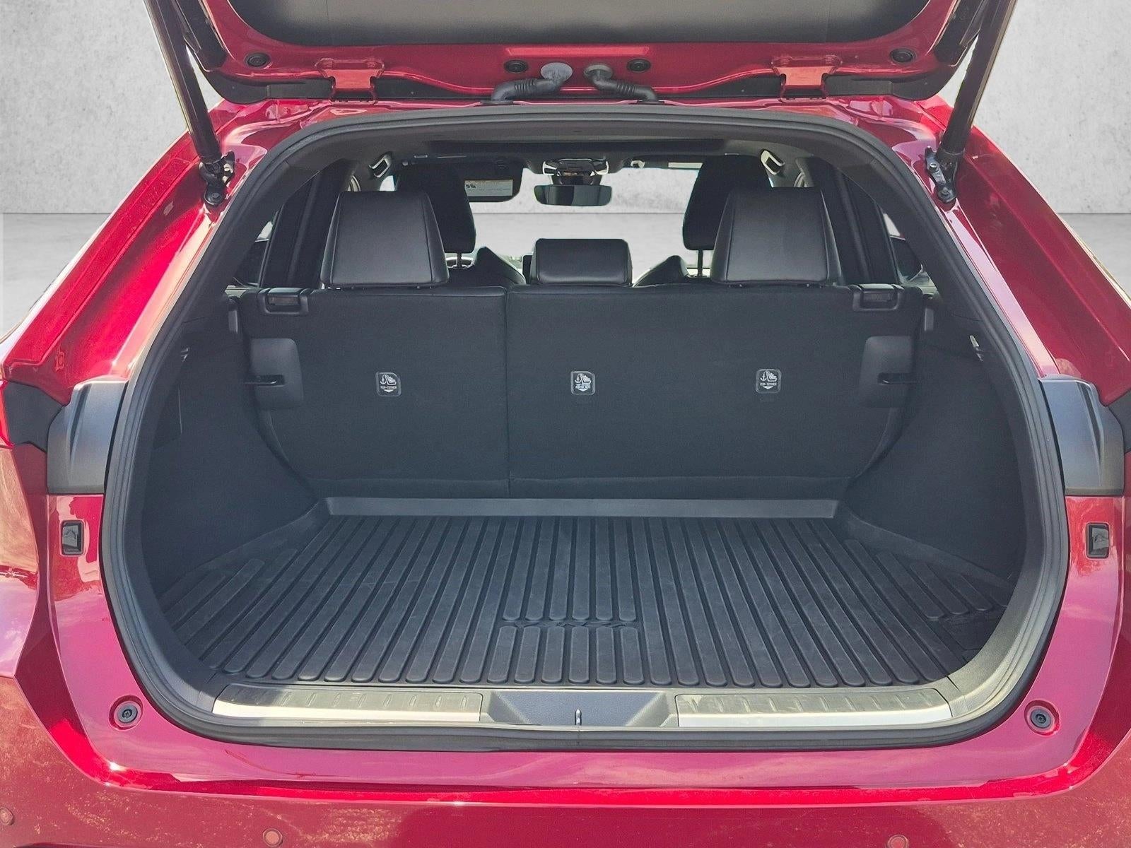 2023 Toyota Venza Nightshade AWD (Natl)