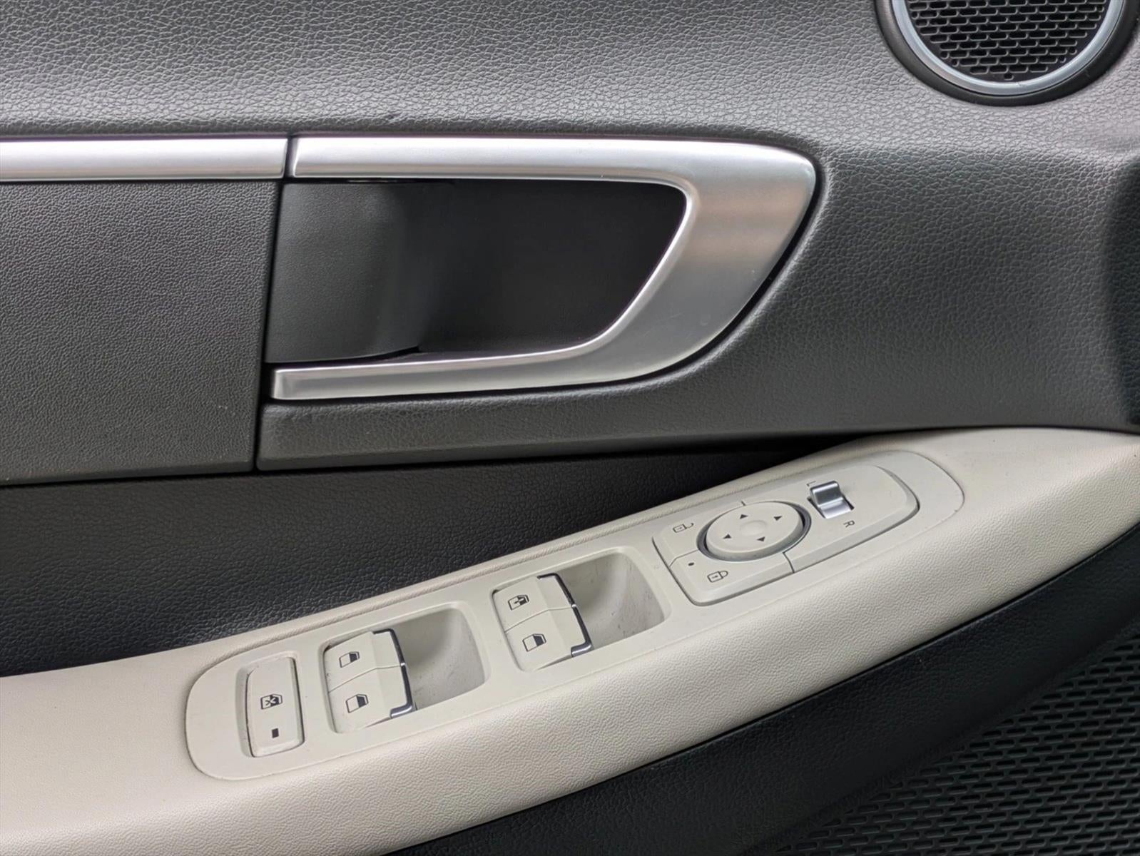 2023 Hyundai SONATA SE 2.5L