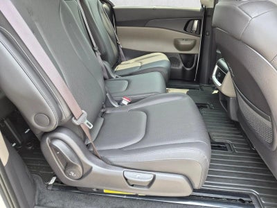 2025 Kia Carnival EX FWD