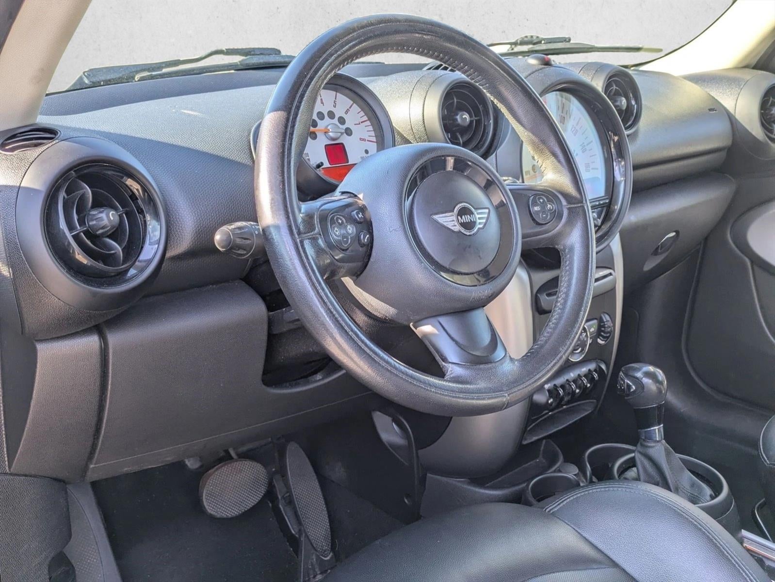 2014 MINI Cooper Paceman Base