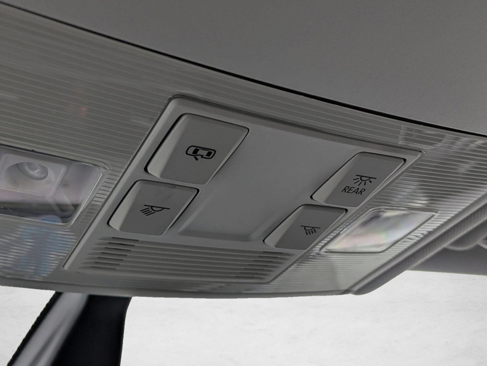 2016 Volkswagen e-Golf 4dr HB SE