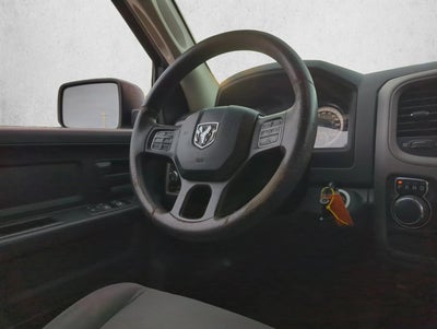 2017 RAM 1500 Express 4x2 Quad Cab 6'4" Box