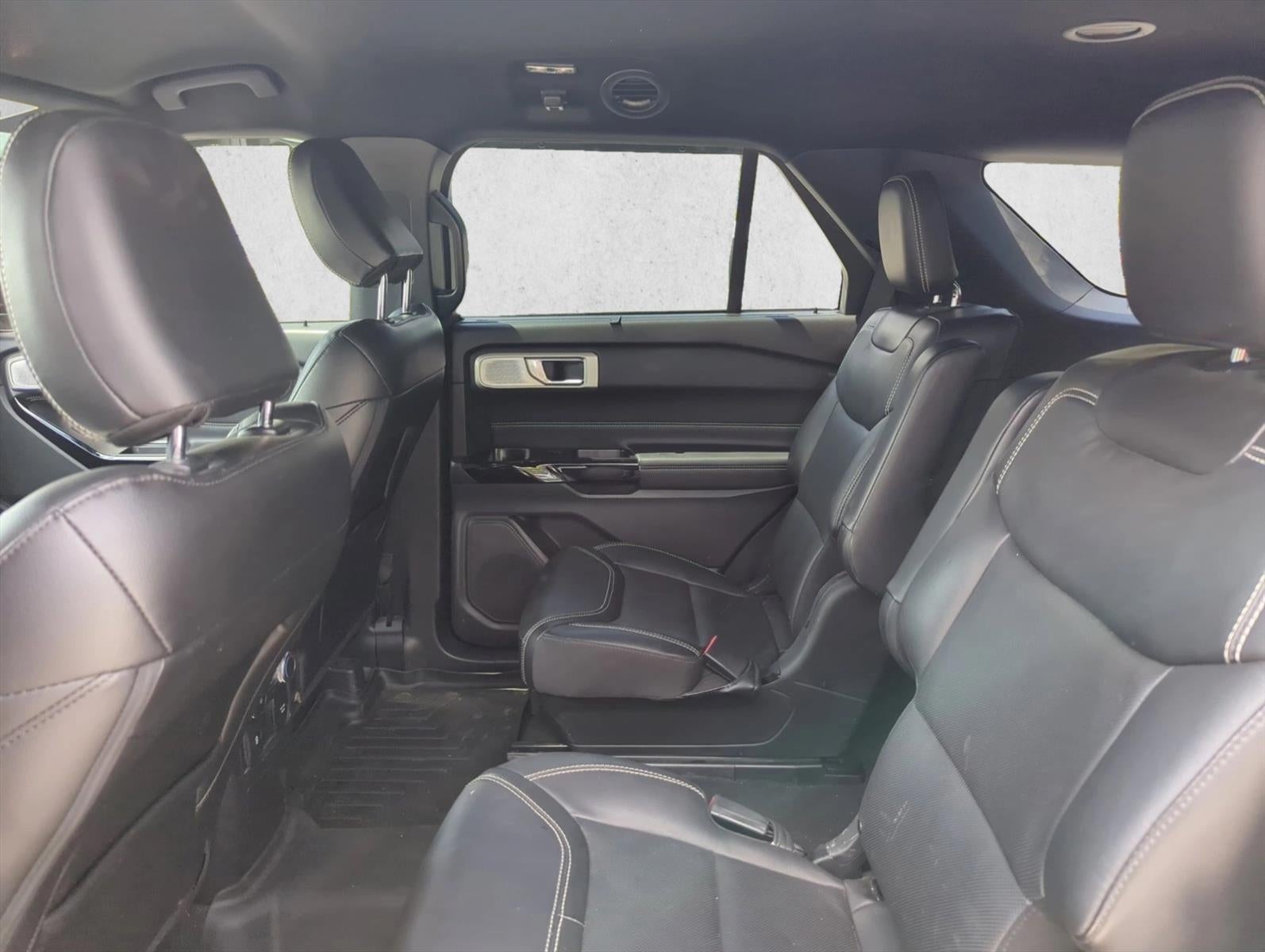 2022 Ford Explorer ST 4WD