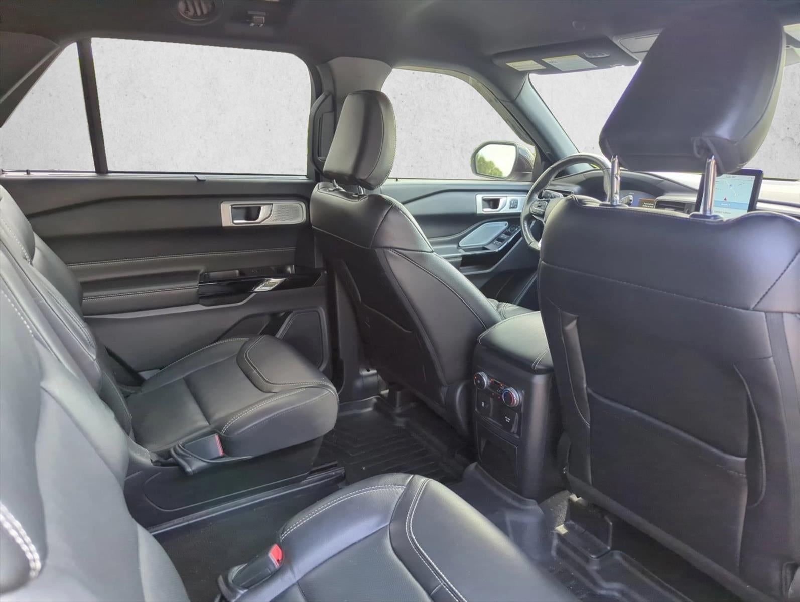 2022 Ford Explorer ST 4WD