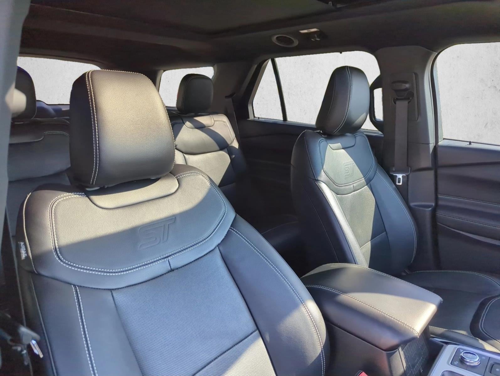 2023 Ford Explorer ST 4WD