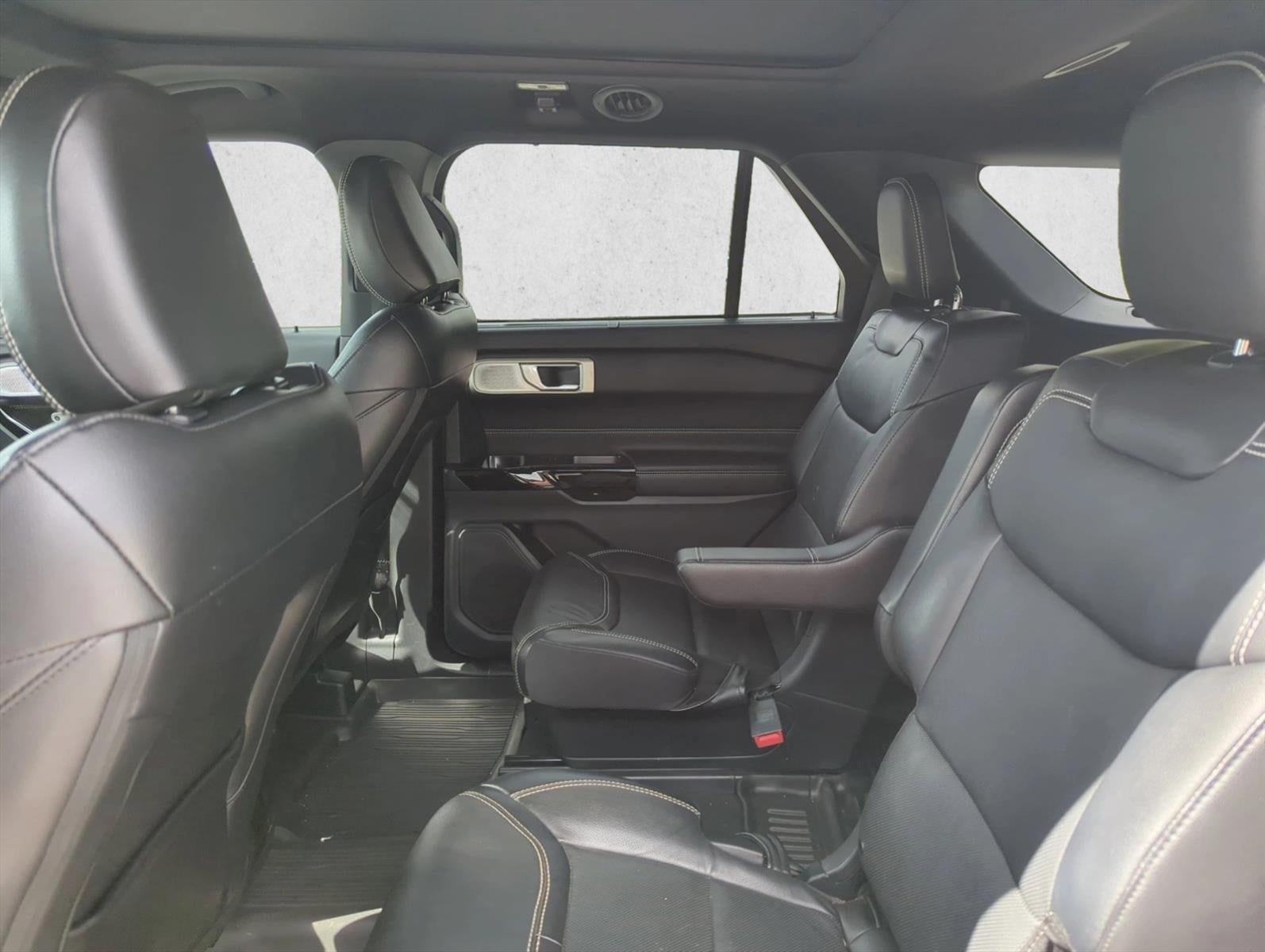2023 Ford Explorer ST 4WD