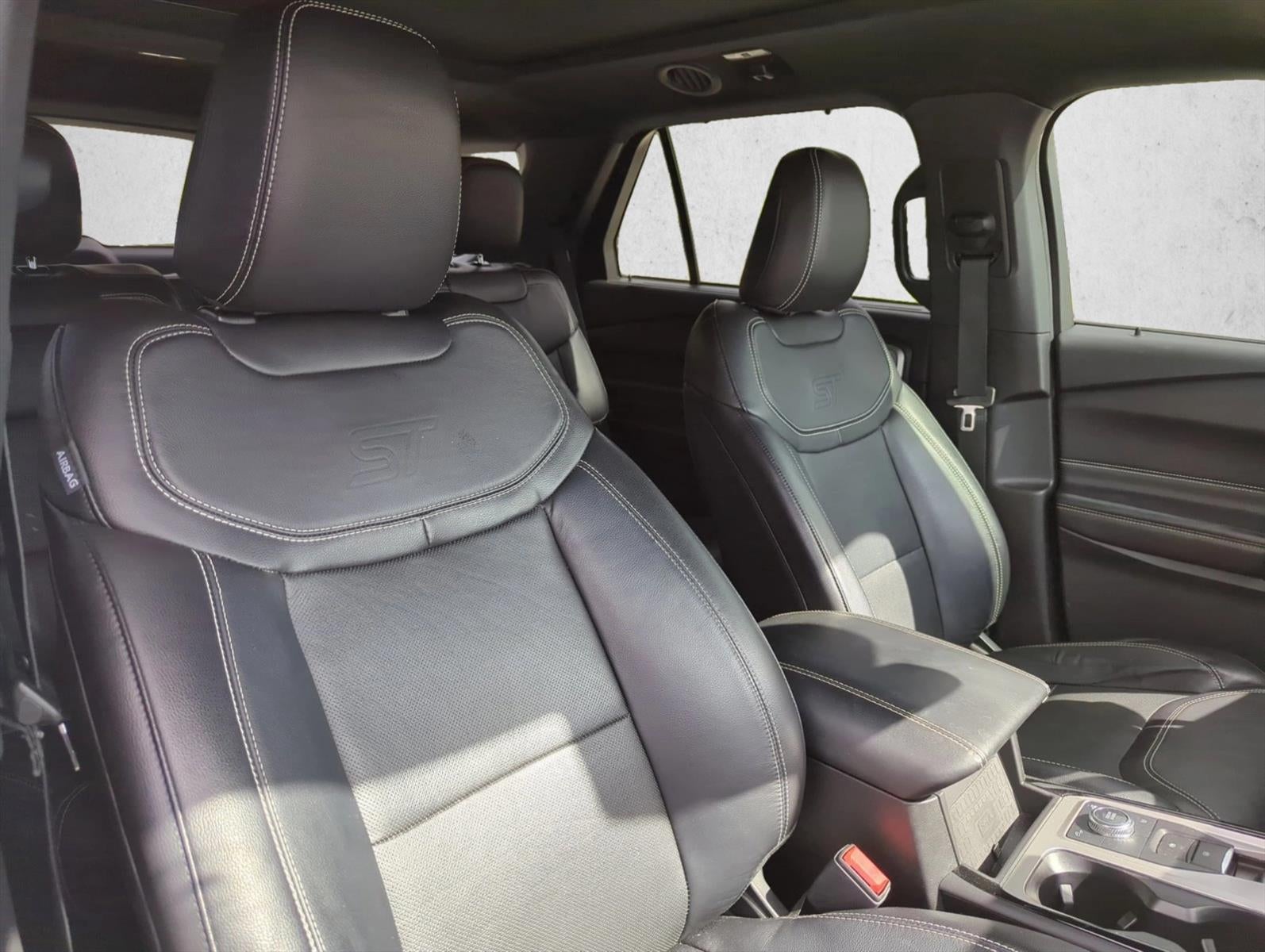 2023 Ford Explorer ST 4WD