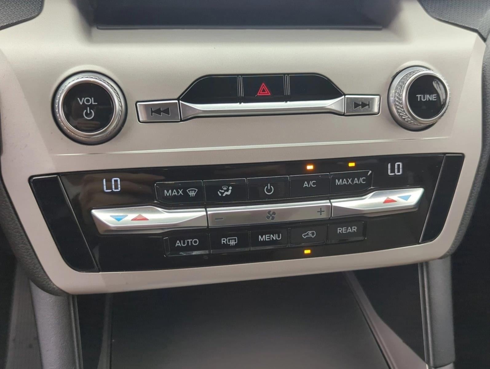 2020 Ford Explorer Base RWD