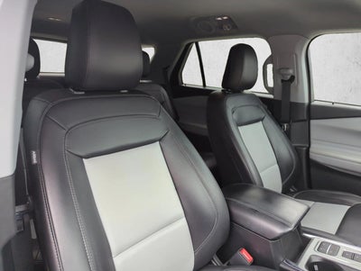 2023 Ford Explorer XLT RWD