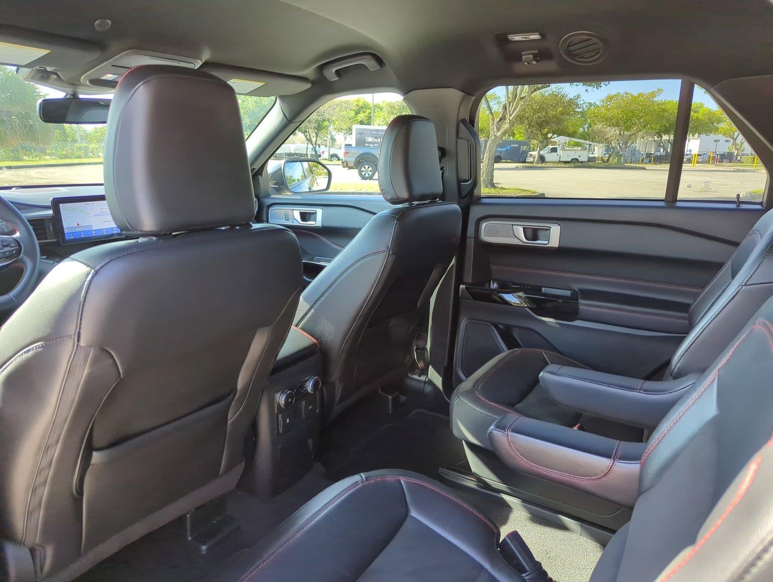 2023 Ford Explorer ST-Line RWD