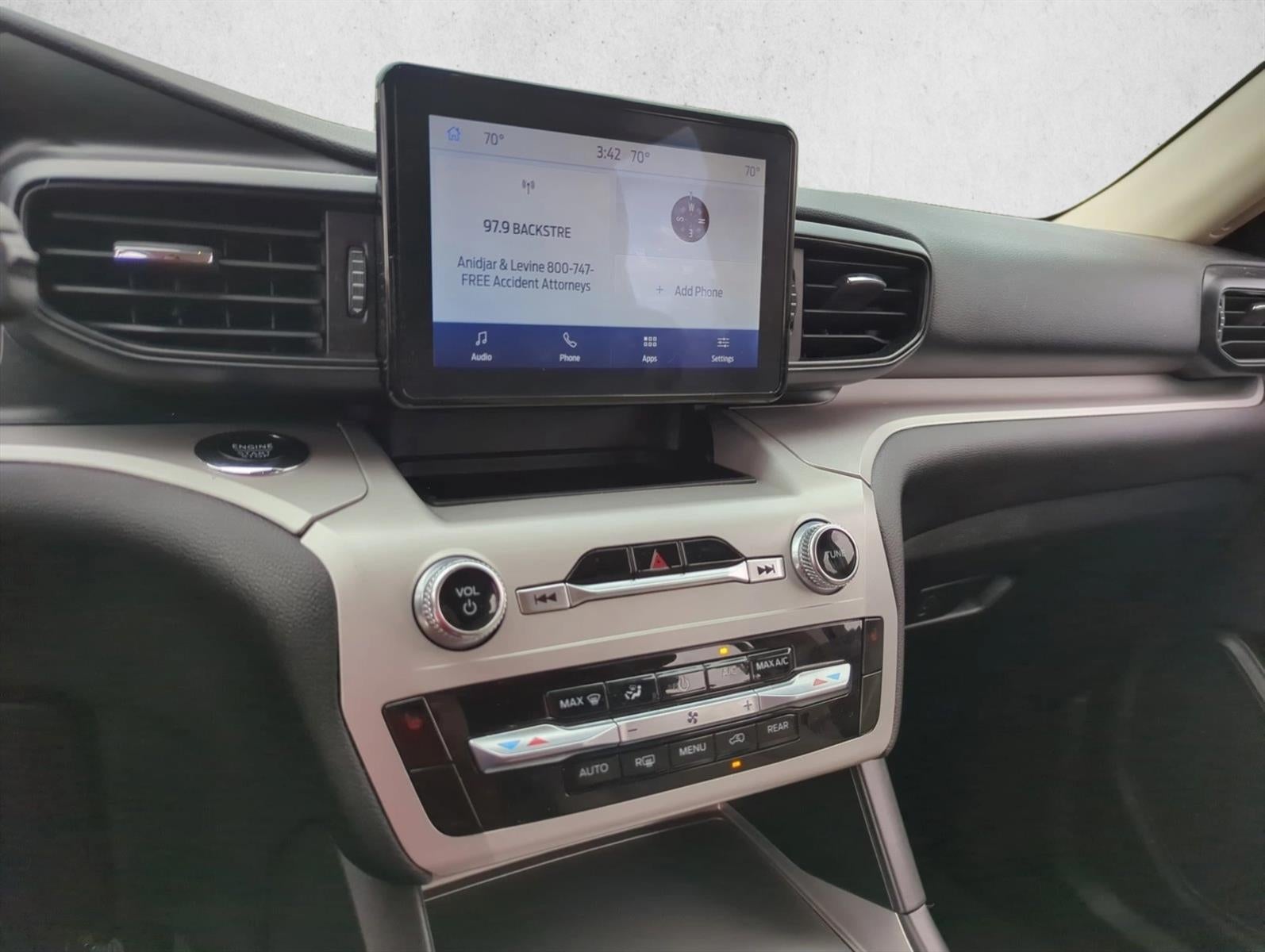 2023 Ford Explorer XLT 4WD