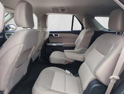 2023 Ford Explorer XLT 4WD