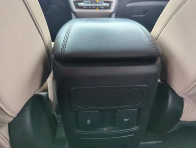 2023 Ford Explorer XLT 4WD