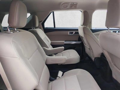 2023 Ford Explorer XLT 4WD