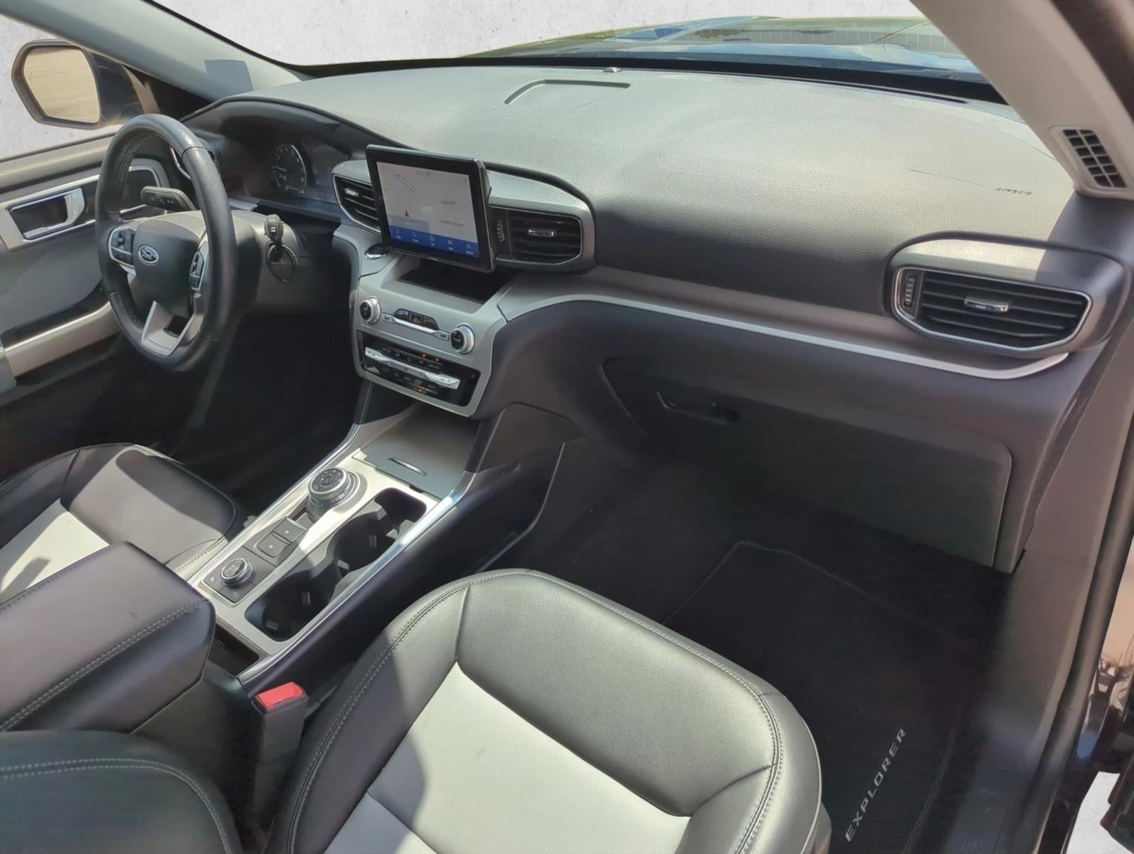 2022 Ford Explorer XLT 4WD