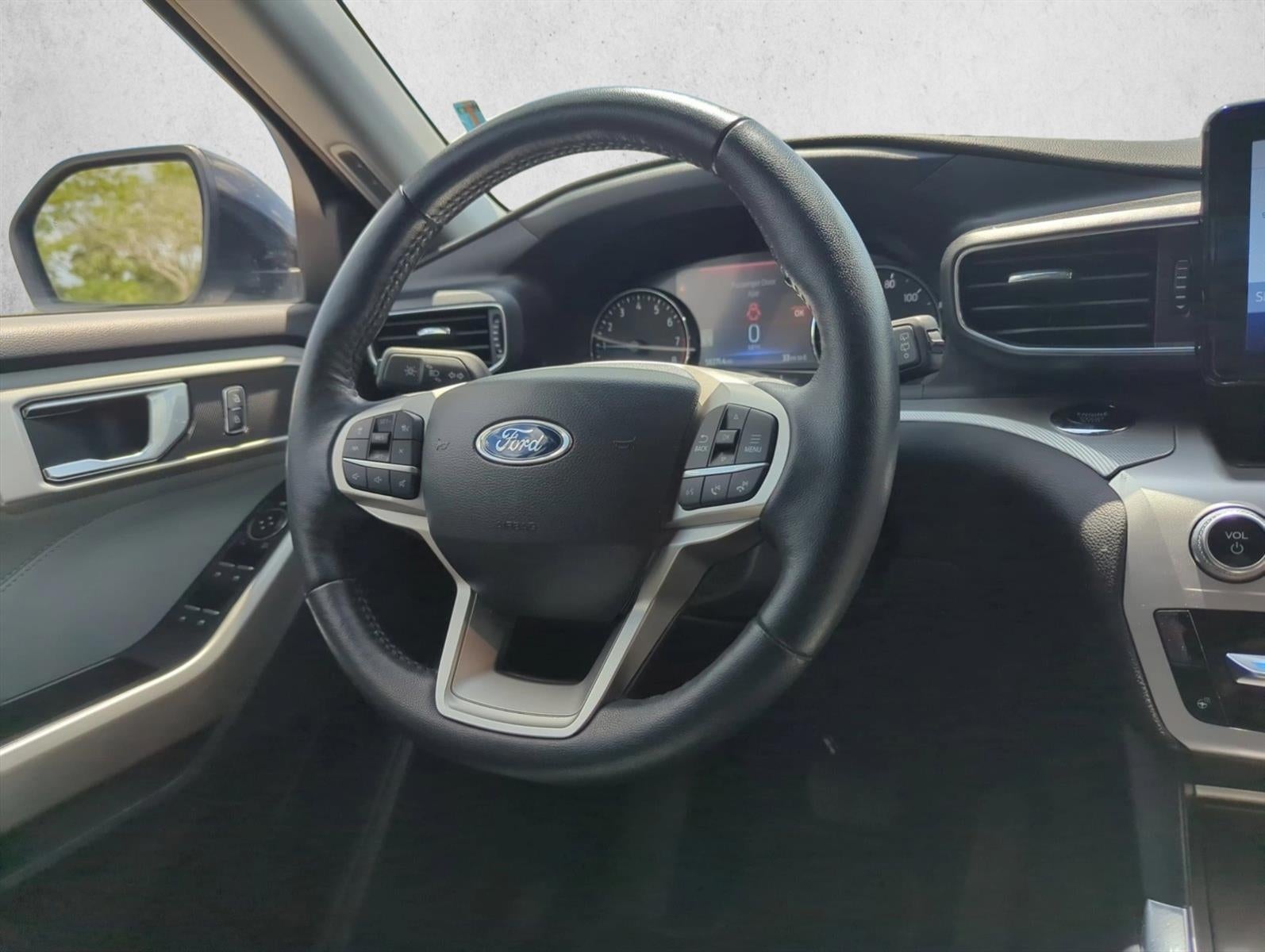 2022 Ford Explorer XLT 4WD