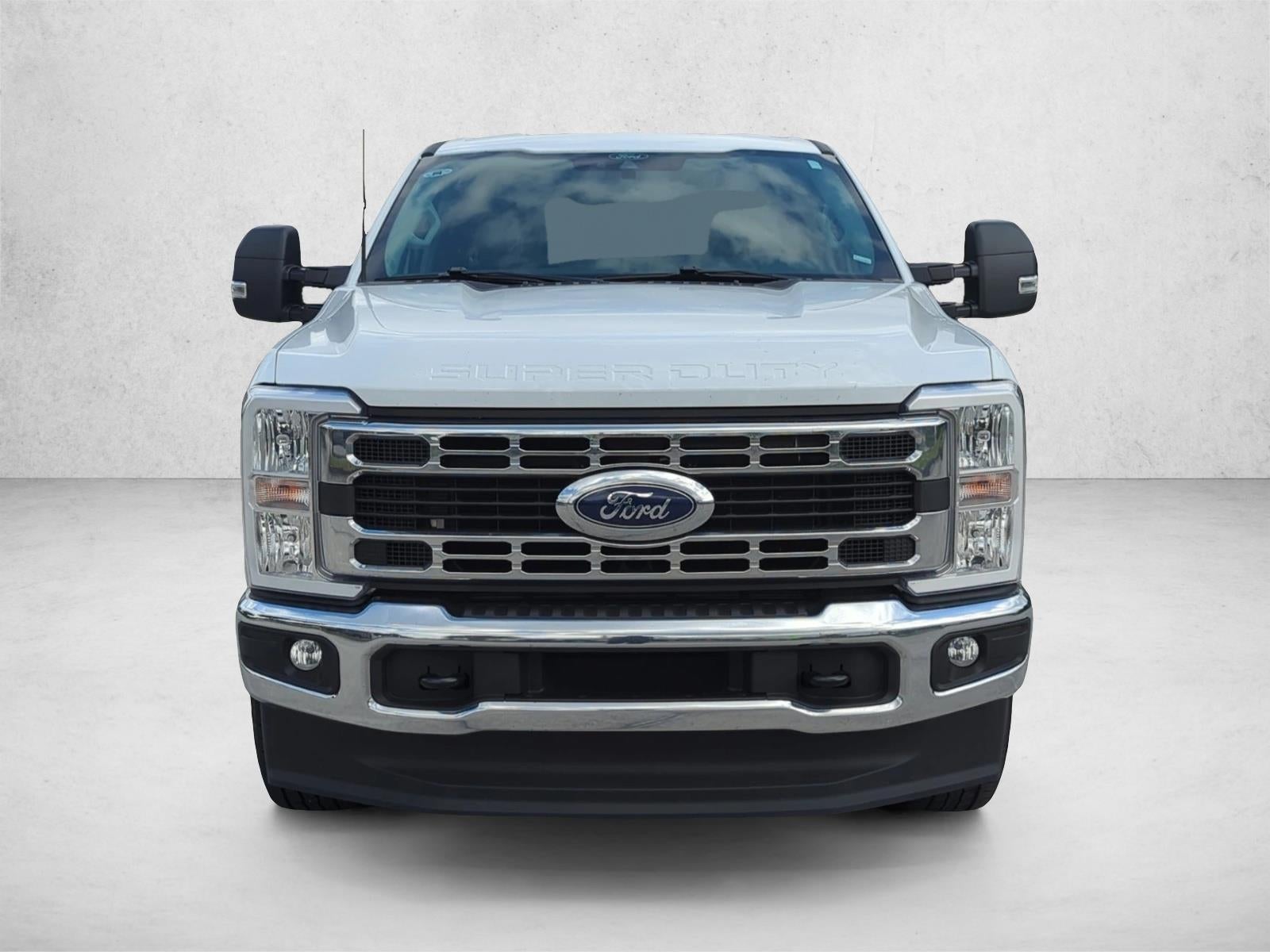 2026 Ford Super Duty F-250 SRW XLT 4WD Crew Cab 6.75' Box