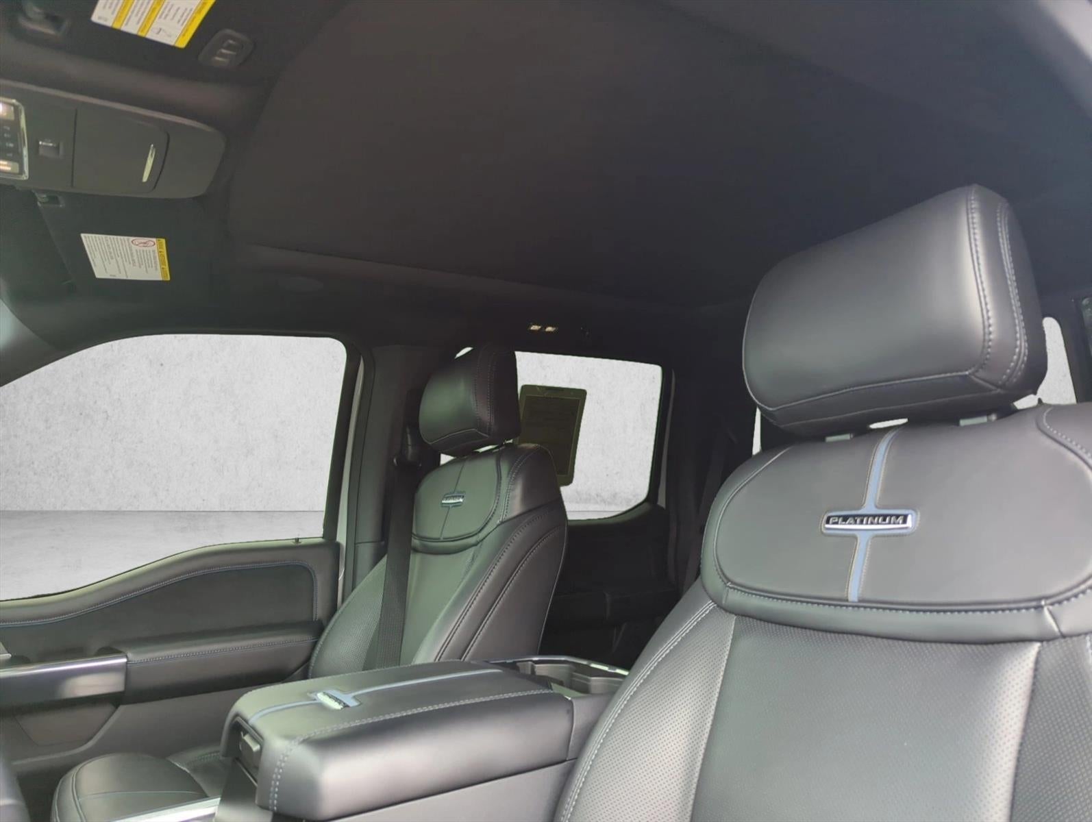 2025 Ford Super Duty F-250 SRW Platinum 4WD Crew Cab 6.75' Box