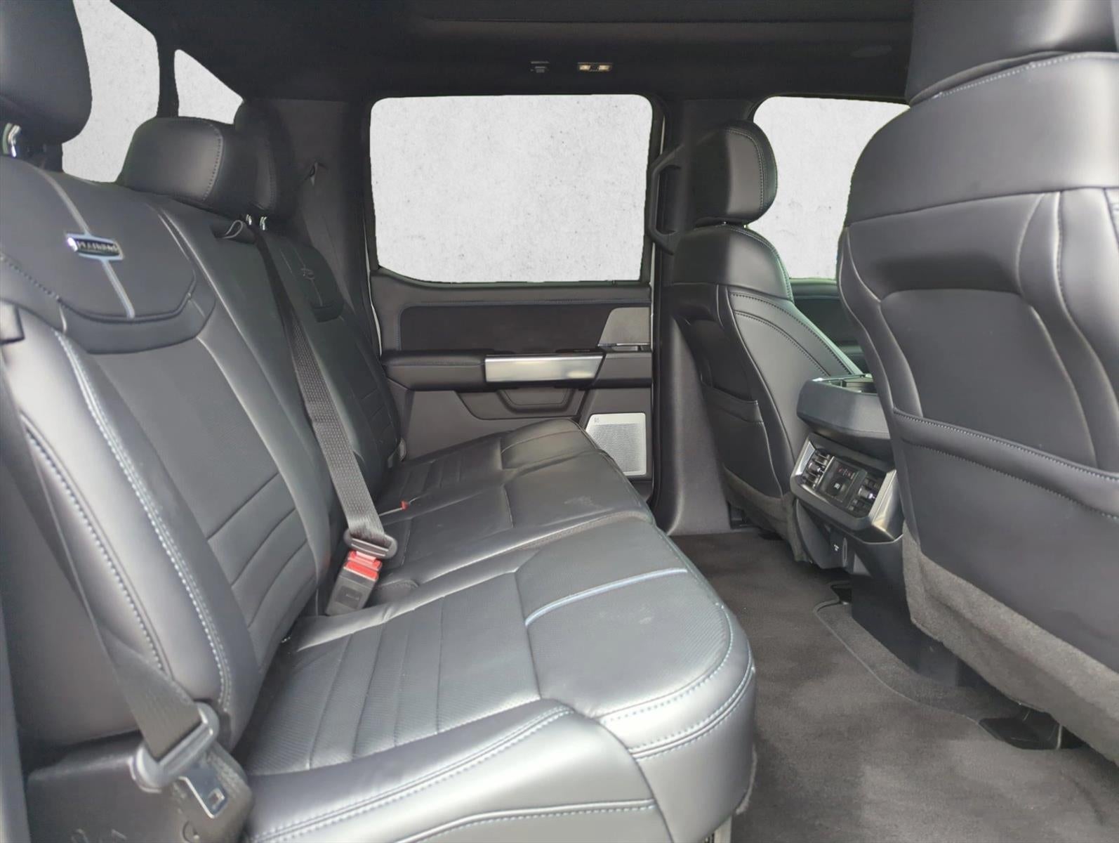 2025 Ford Super Duty F-250 SRW Platinum 4WD Crew Cab 6.75' Box