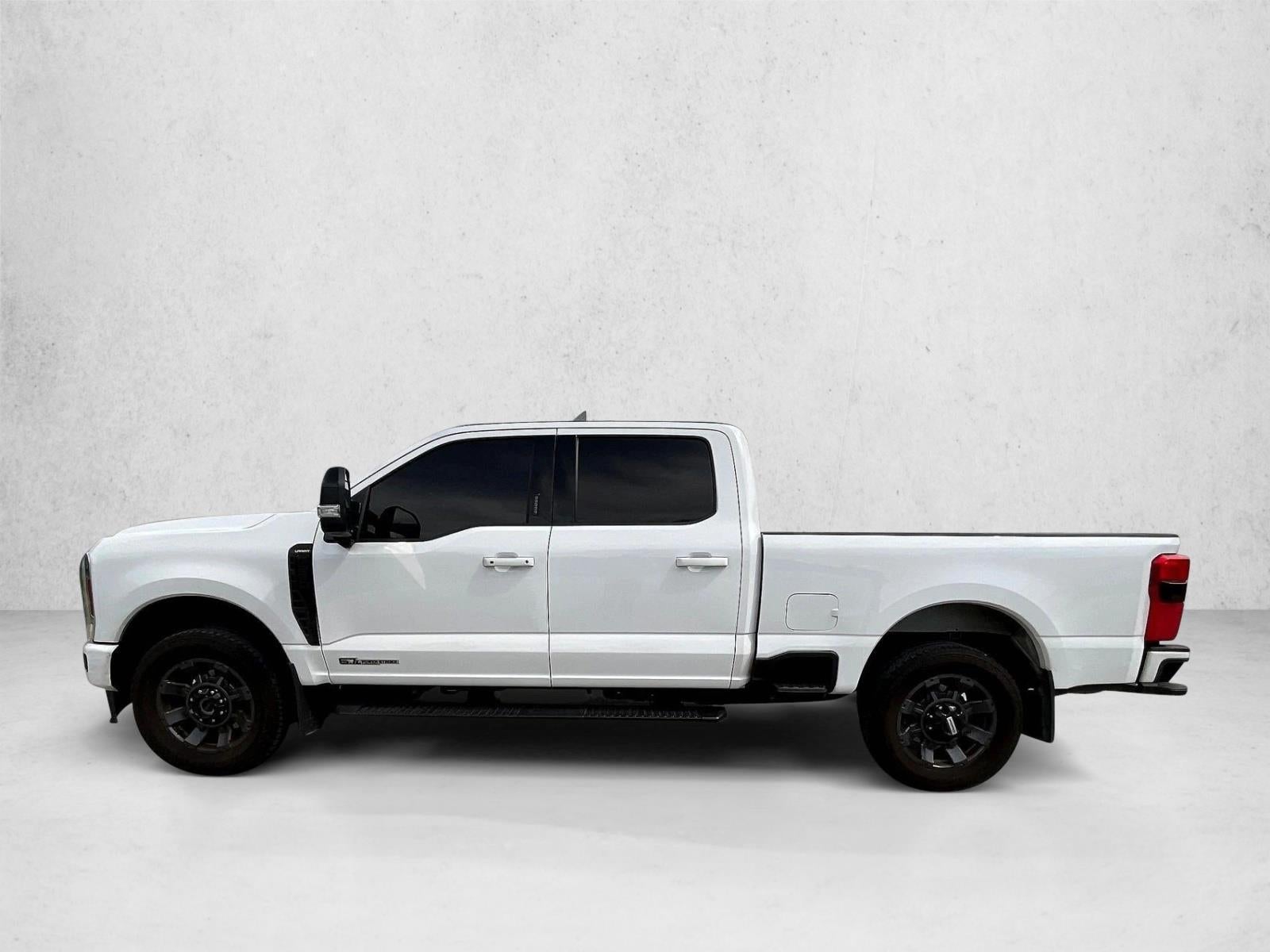 2024 Ford Super Duty F-250 SRW LARIAT 4WD Crew Cab 6.75' Box
