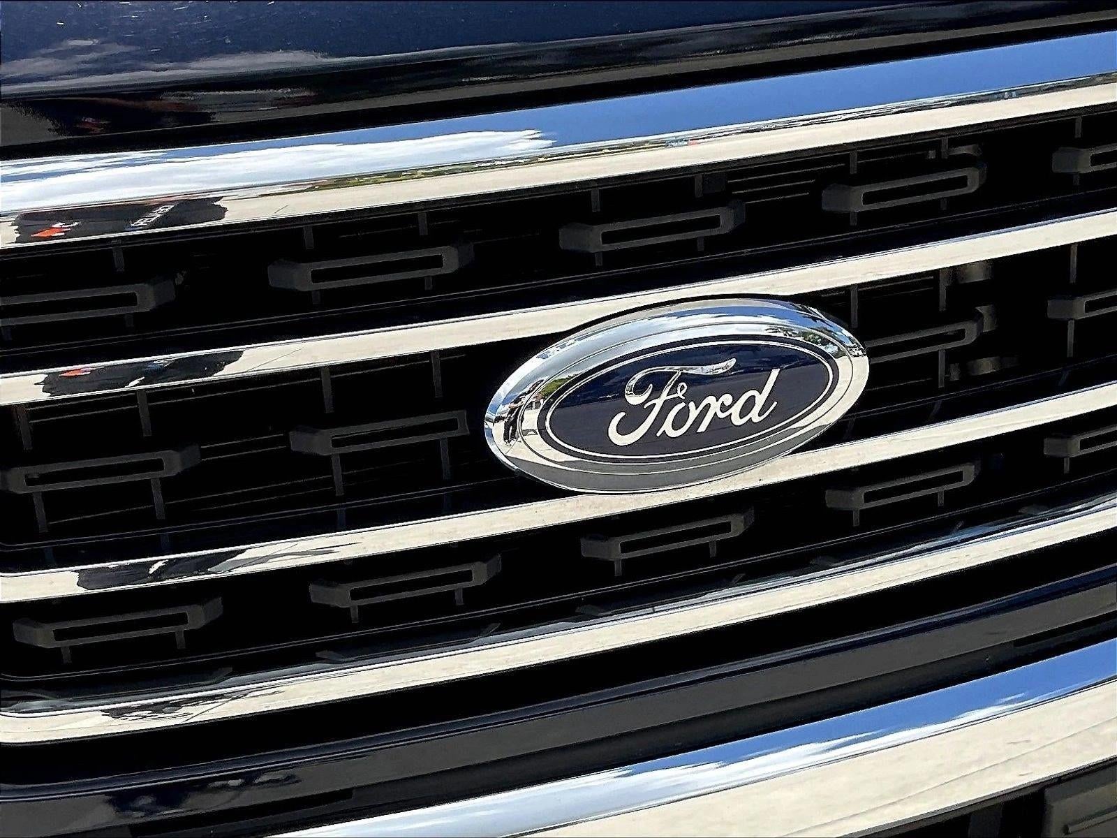 2023 Ford F-150 XLT 2WD SuperCrew 5.5' Box