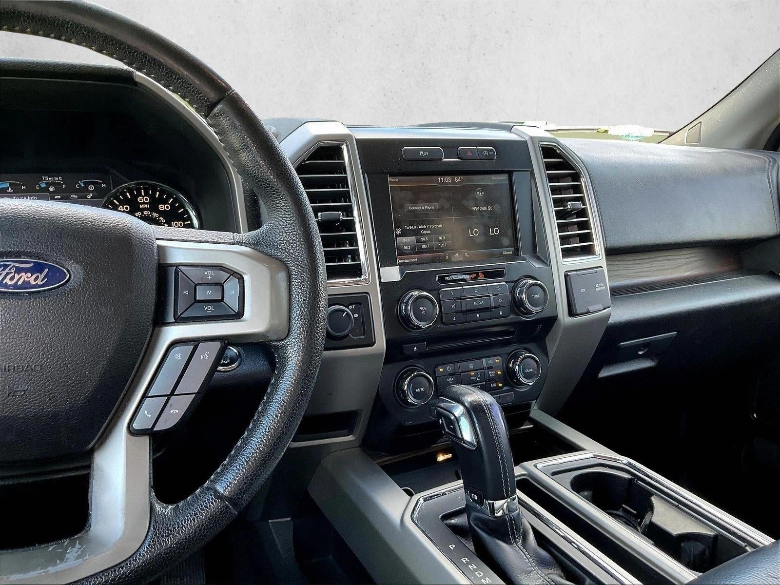 2015 Ford F-150 2WD SuperCrew 5-1/2 Ft Box Lariat
