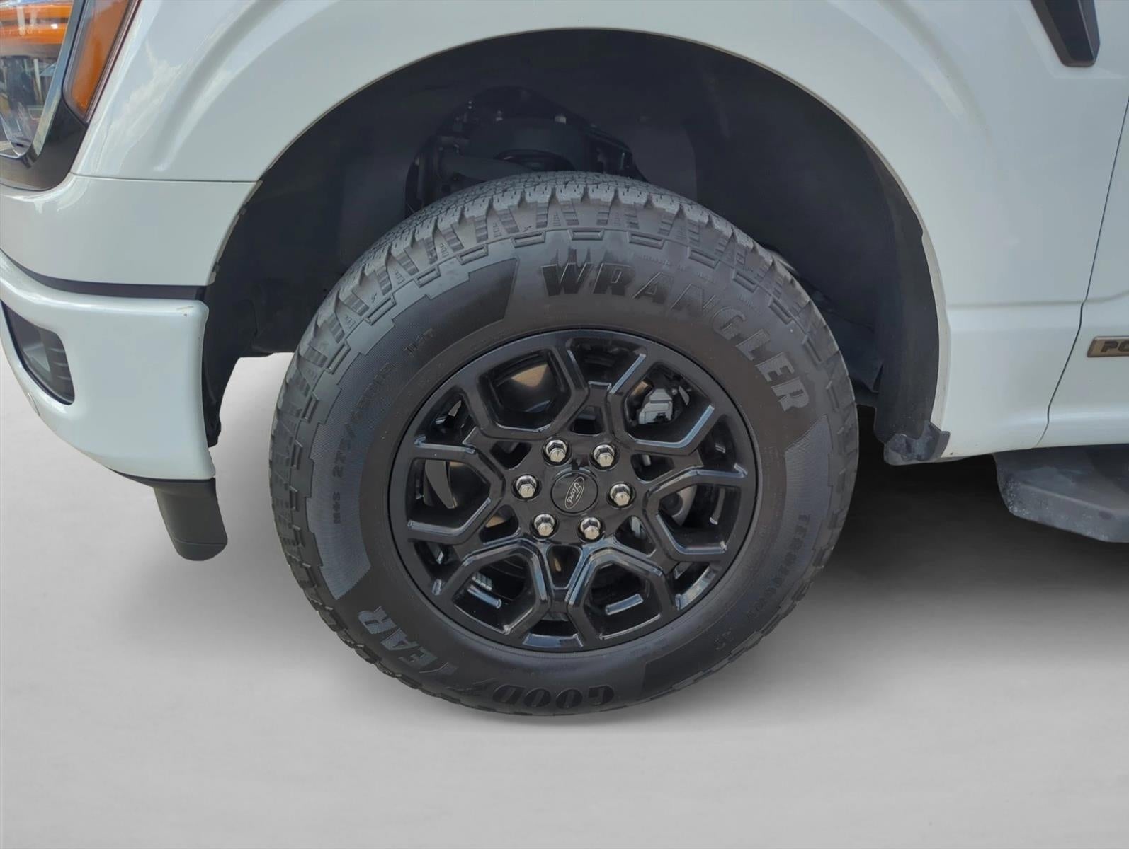 2024 Ford F-150 XLT 4WD SuperCrew 5.5' Box