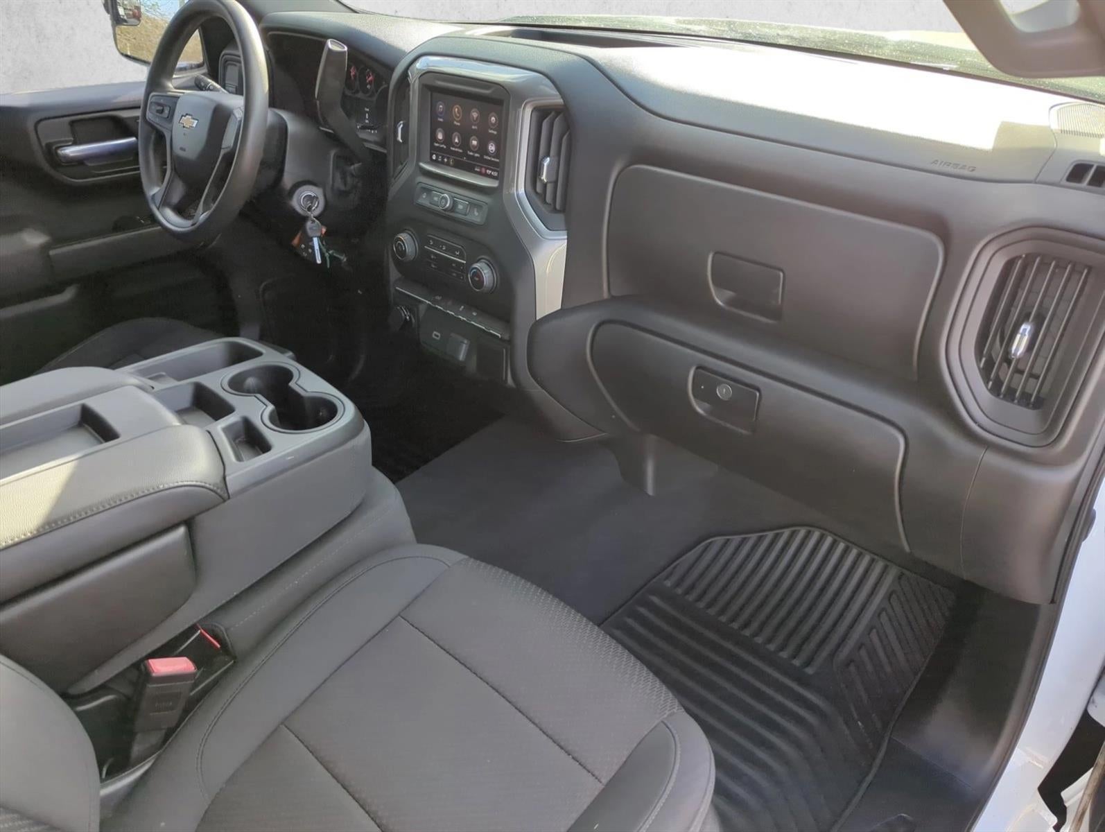 2020 Chevrolet Silverado 1500 Crew Cab Short Box 2-Wheel Drive Custom