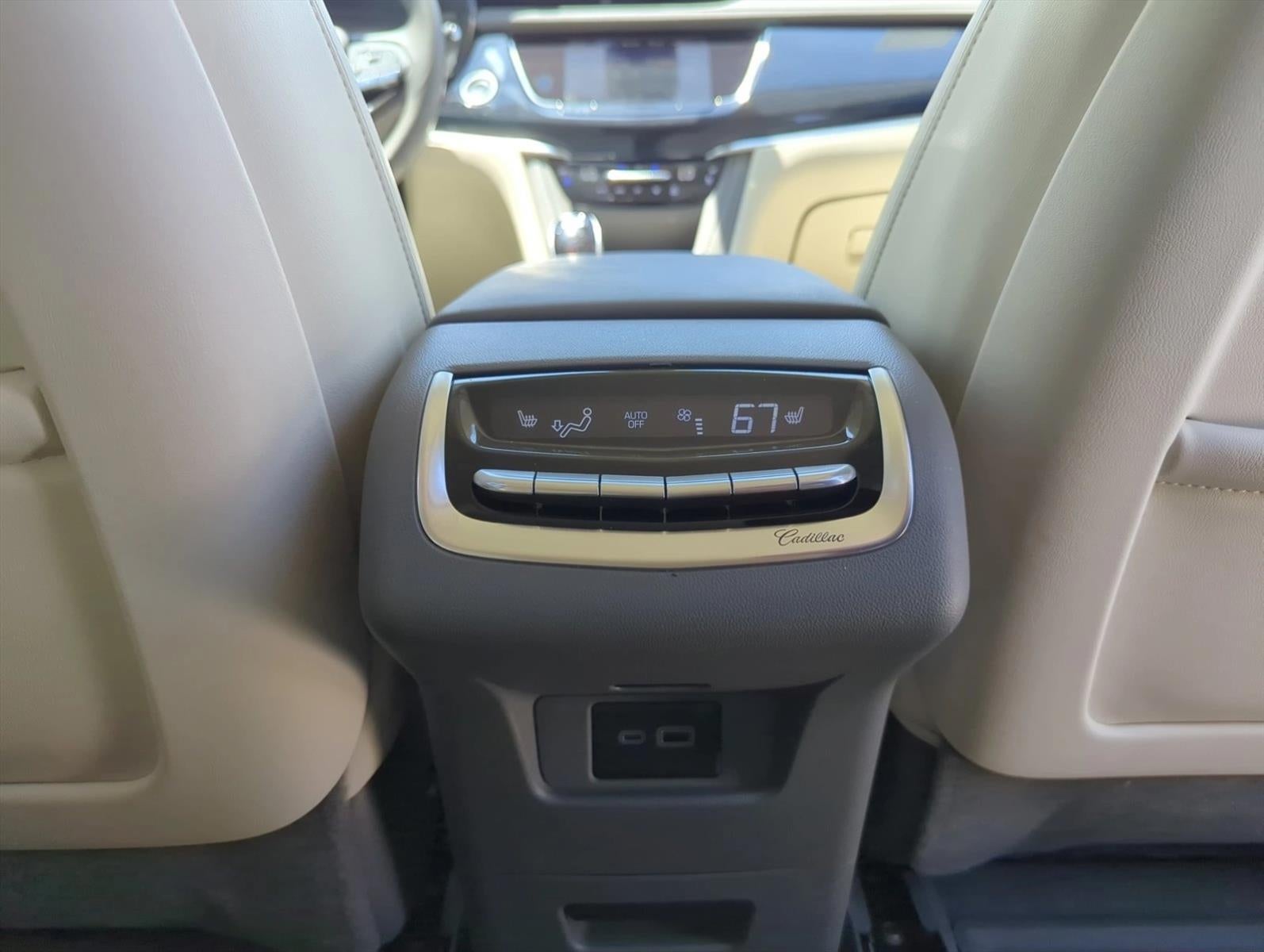 2024 Cadillac XT6 FWD 4dr Premium Luxury