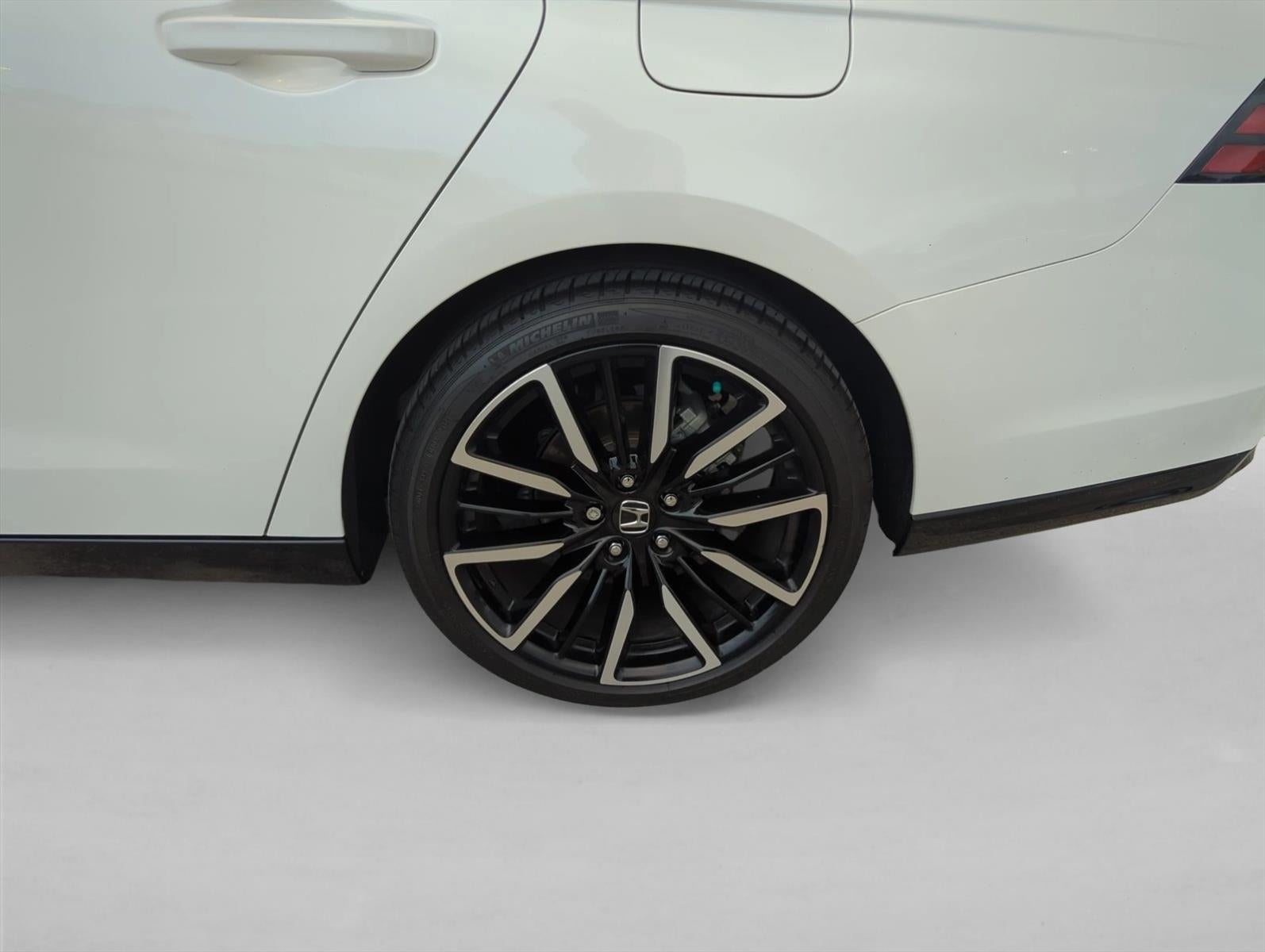 2025 Honda Accord Hybrid Touring Sedan