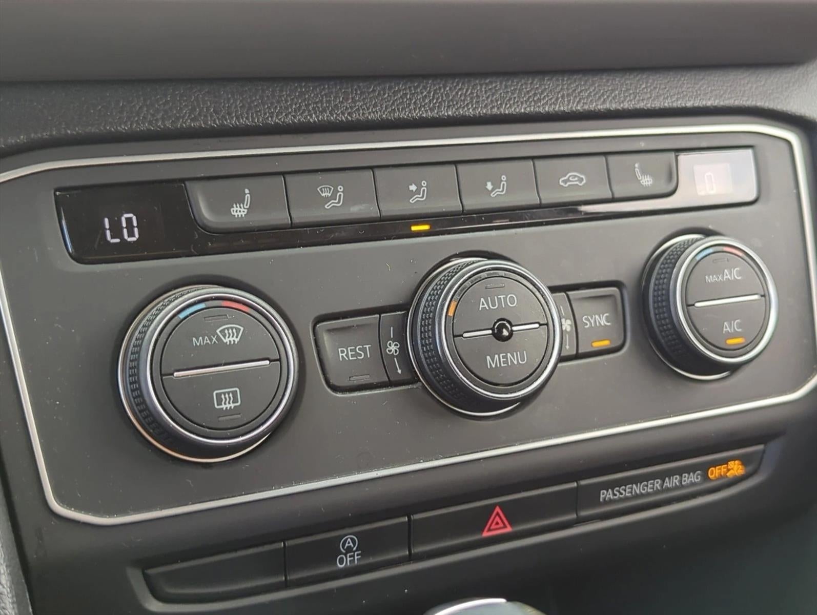 2021 Volkswagen Atlas 2021.5 3.6L V6 SE w/Technology 4MOTION