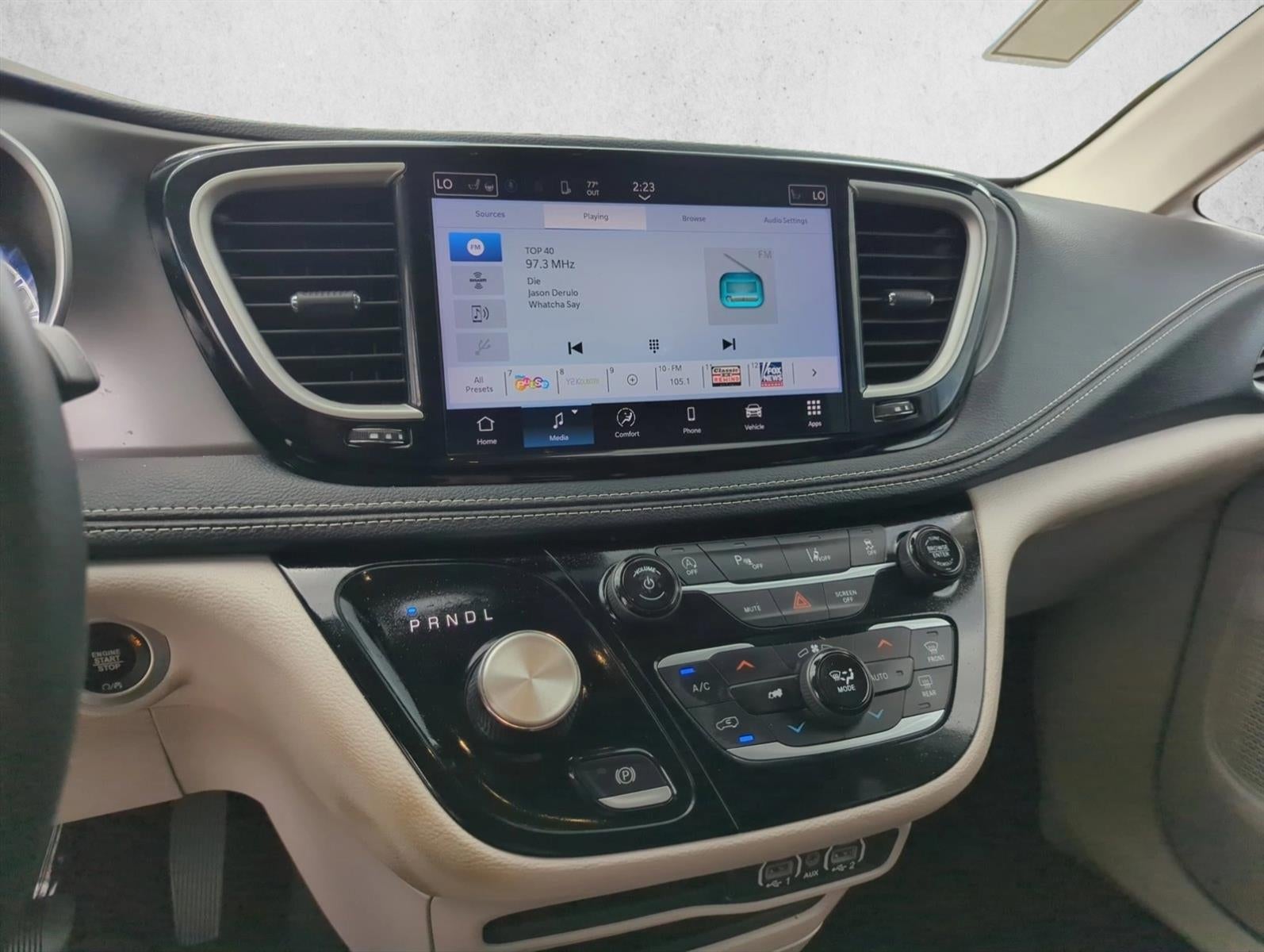 2023 Chrysler Pacifica Touring L FWD
