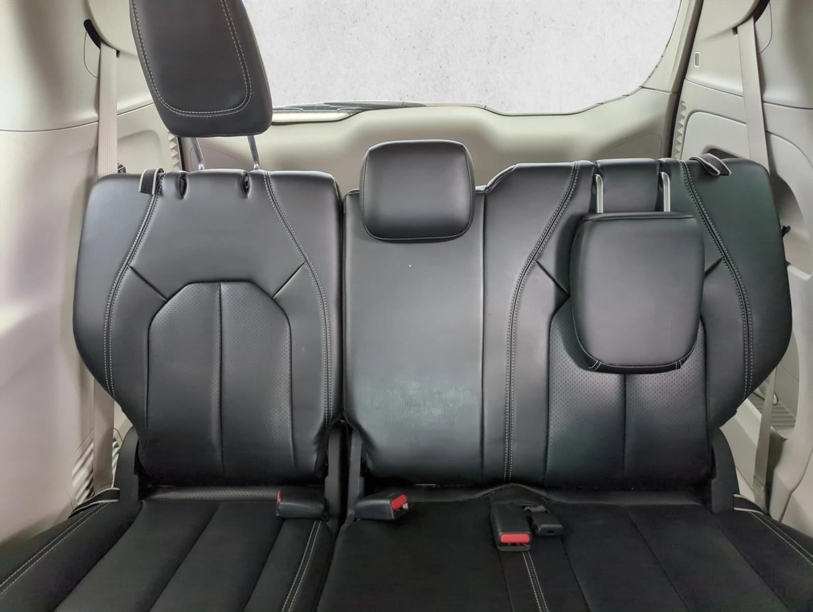2023 Chrysler Pacifica Touring L FWD