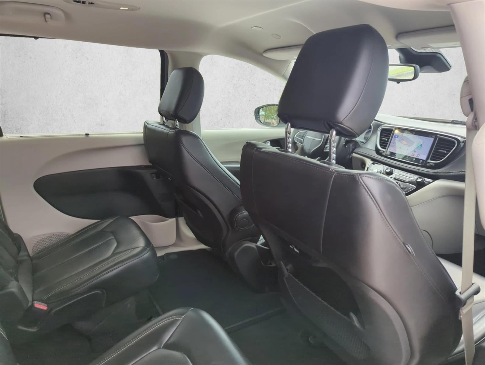 2023 Chrysler Pacifica Touring L FWD