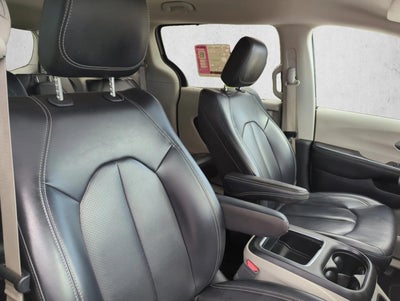 2023 Chrysler Pacifica Touring L FWD