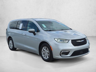 2023 Chrysler Pacifica Touring L FWD