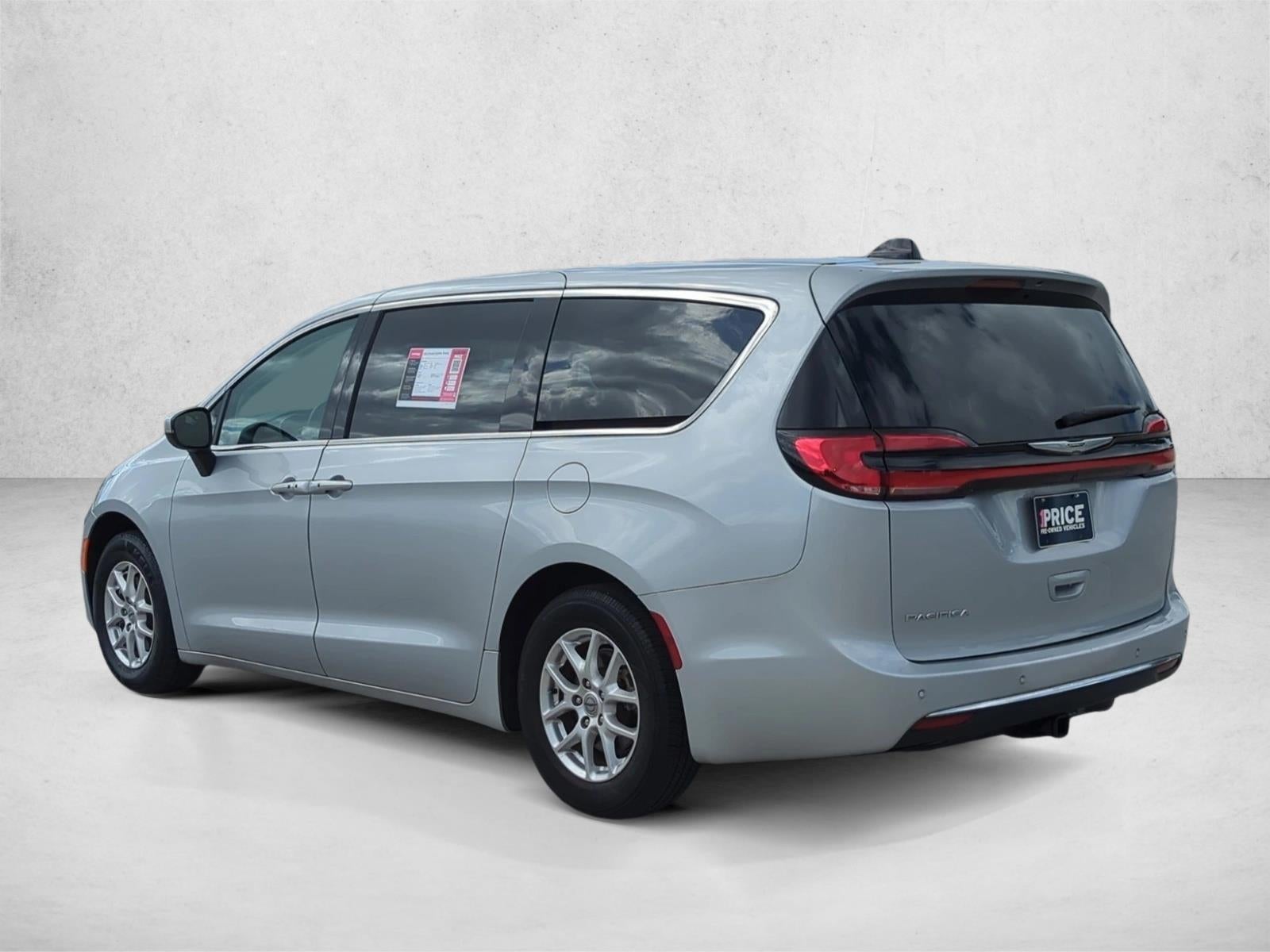 2023 Chrysler Pacifica Touring L FWD