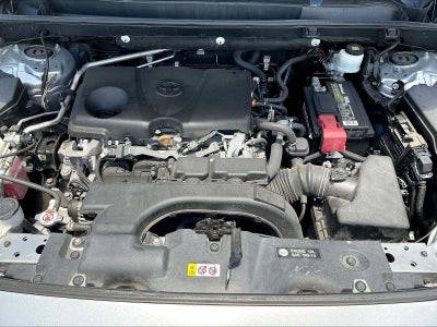 2020 Toyota RAV4 LE FWD (GS)