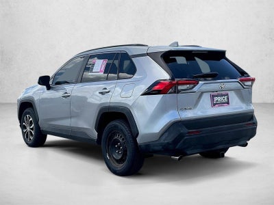 2020 Toyota RAV4 LE FWD (GS)
